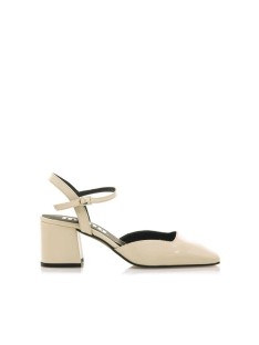 Sandalias de tacón Mustang color beige, elegantes y cómodas