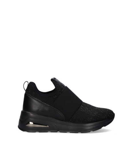Zapatillas bajas de mujer en negro Exe, diseño urbano y moderno
