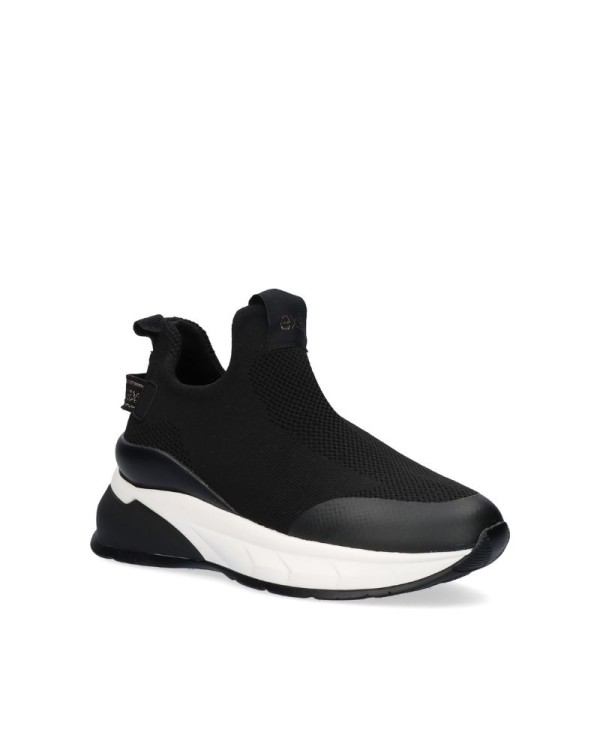 Zapatillas urbanas estilo bajo negro Exe