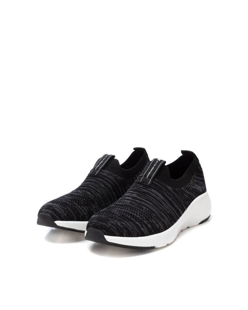 Deportivas bajas negras mujer XTI Black Friday deportivas mujer descuentos