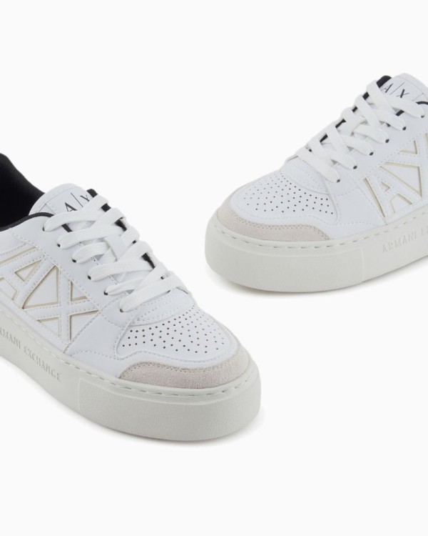 Sneaker branco mulher Armani Exchange Black Friday calçado casual