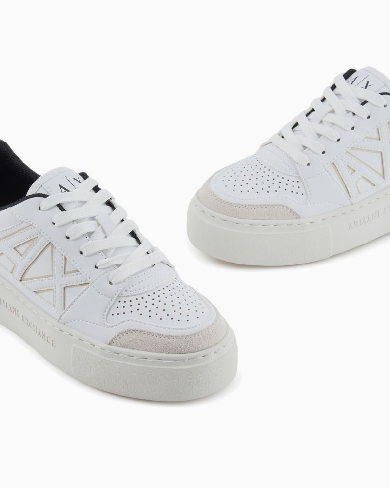 Sneaker branco mulher Armani Exchange Black Friday calçado casual