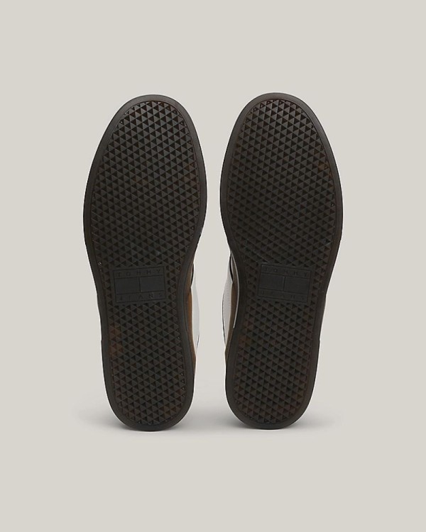 TOMMY HILFIGER Ténis Baixo Homem Branco EM0EM01462