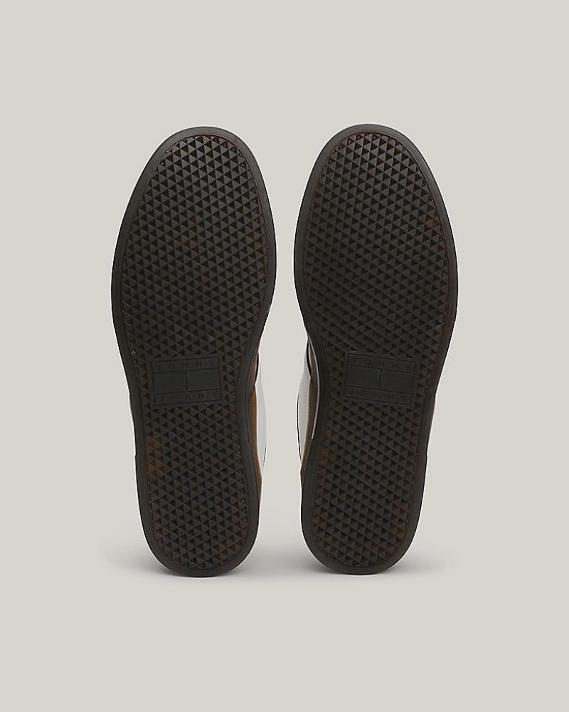 TOMMY HILFIGER Ténis Baixo Homem Branco EM0EM01462