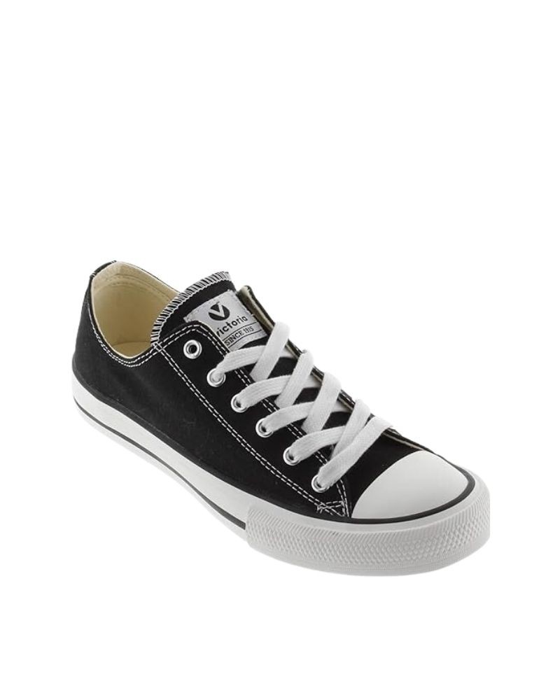 Deportivas bajas en color negro Victoria