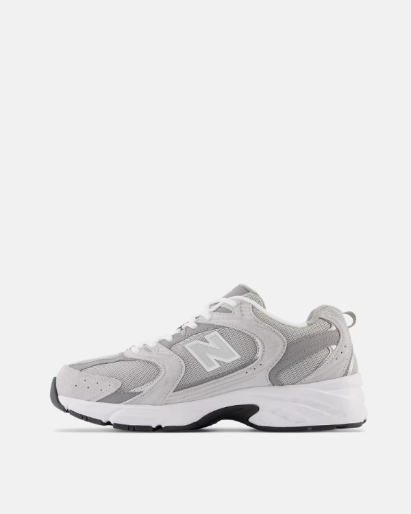 Sapatilhas Baixas Fascite Plantar Mulher NEW BALANCE Cinza MR530CK