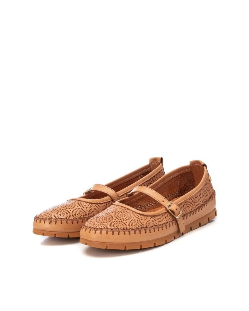 Sapatos Bailarinas Mulher CARMELA Castanho 162080