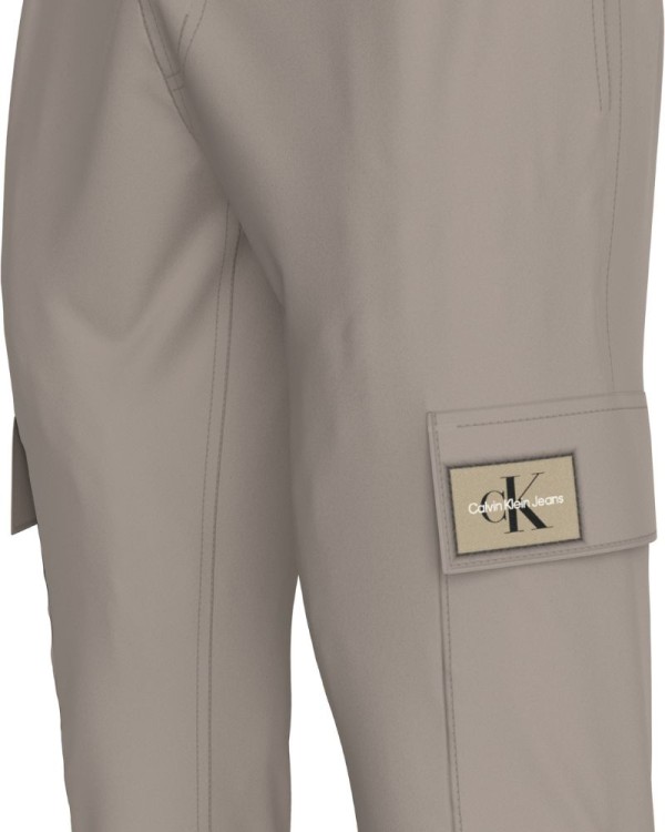  Pantalones Hombre CALVIN KLEIN Beige J30J327614