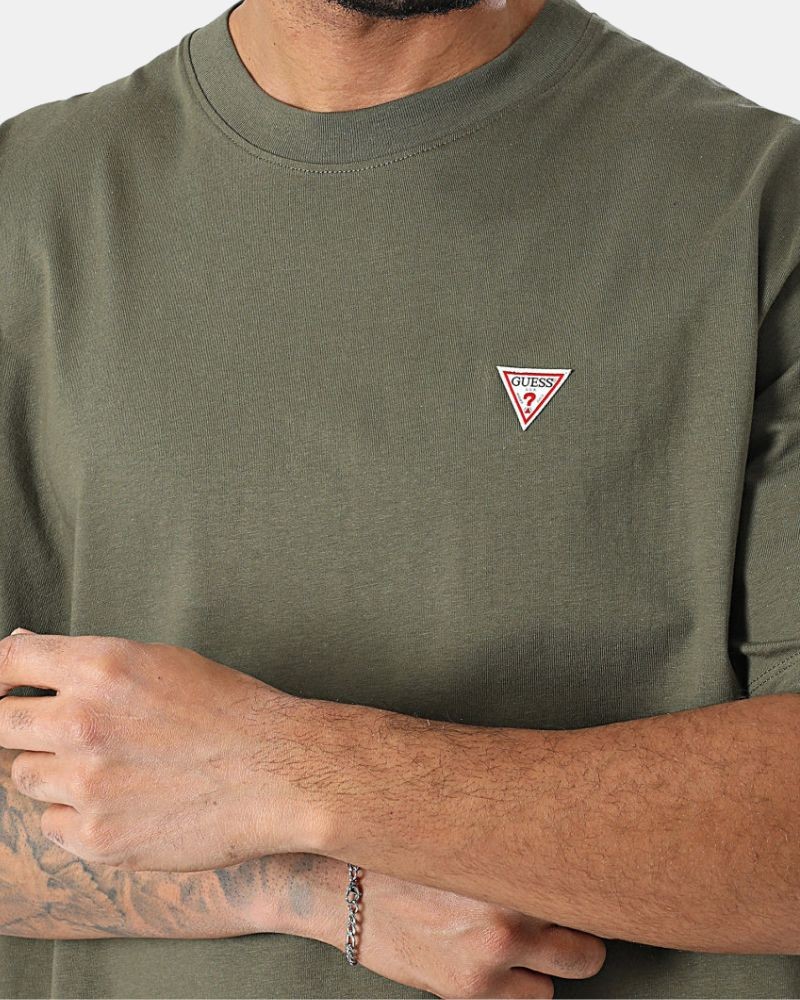 T-shirts Manga curta Homem GUESS Verde M4YI46 K8FQ4
