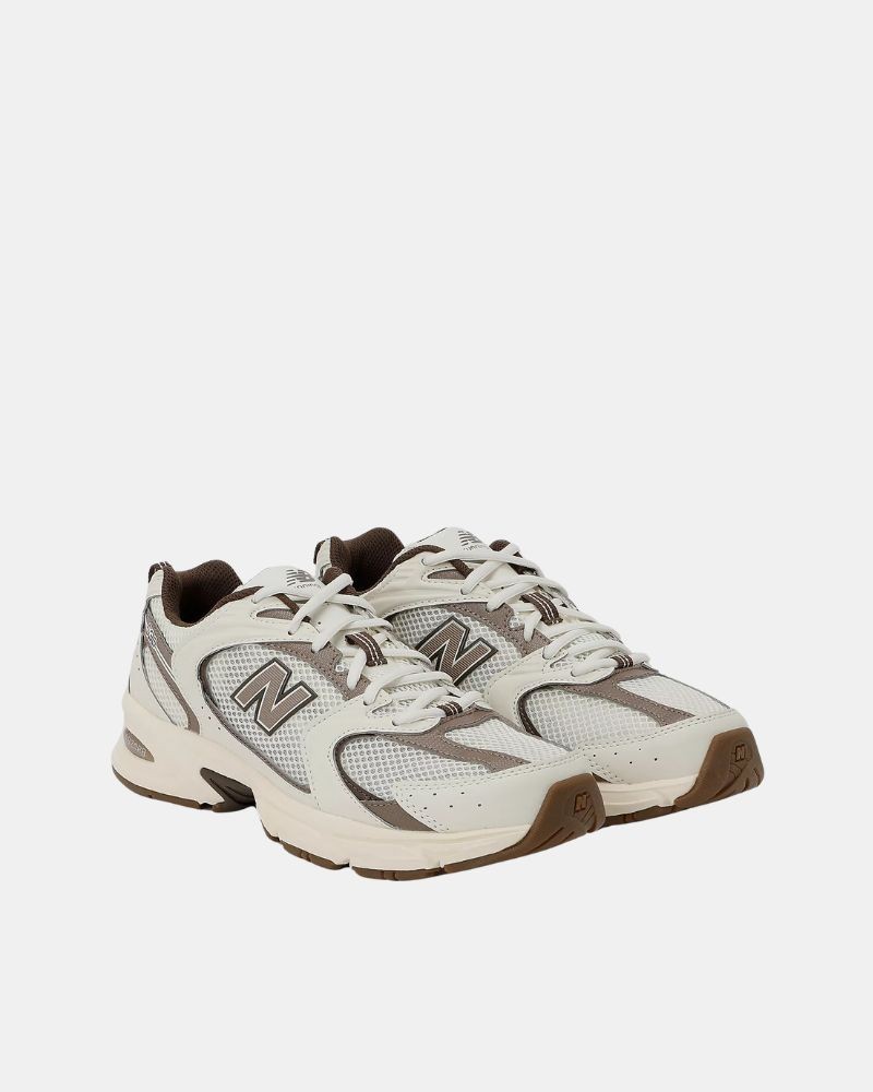 Sapatilhas Baixas Mulher NEW BALANCE Beige MR530ASM