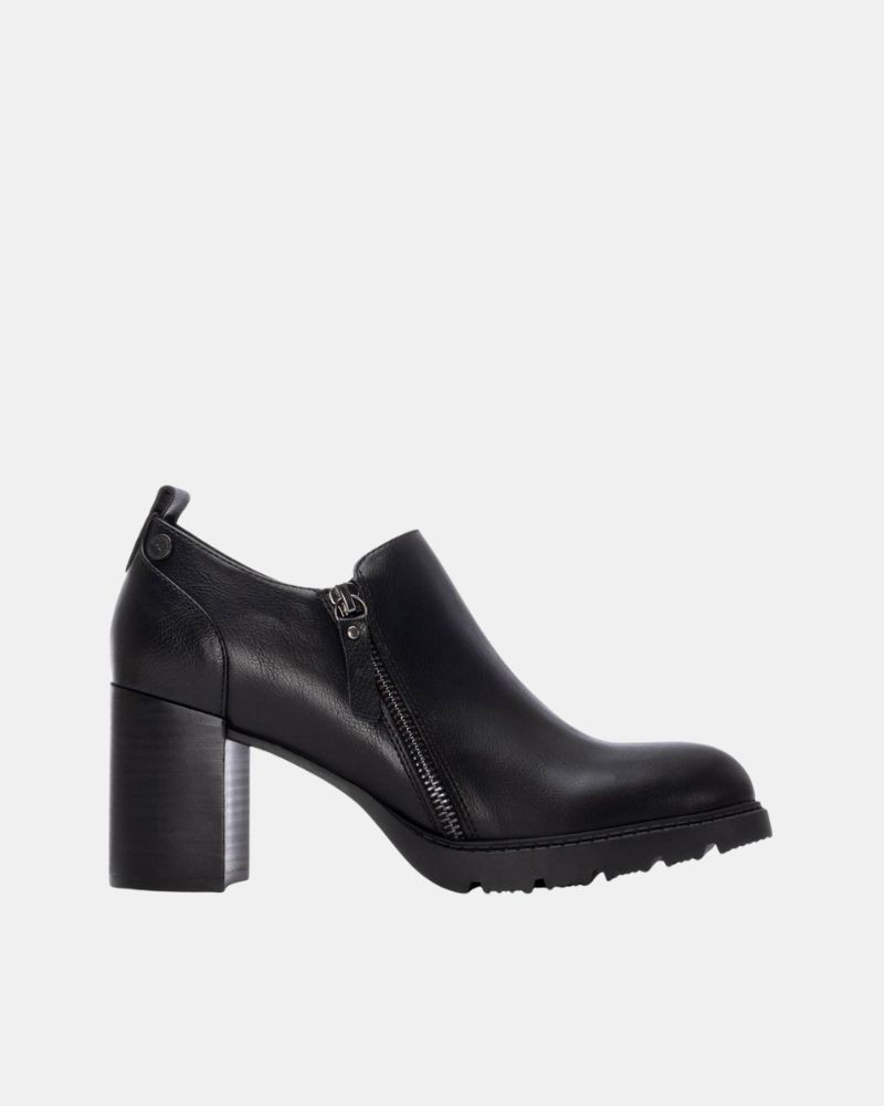 Botas Baixas Mulher XTI Preto 144301