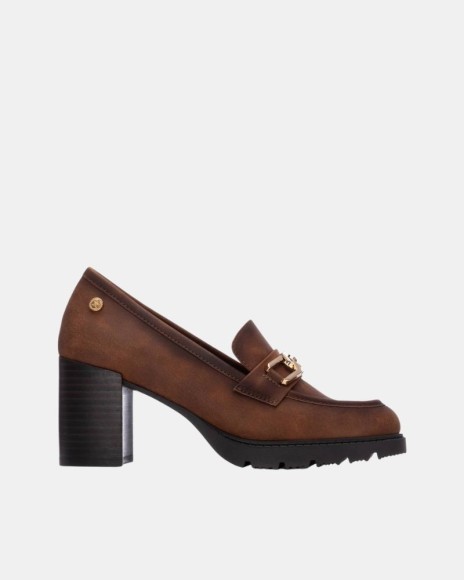 Sapatos Mocassins Mulher XTI Castanho 144302