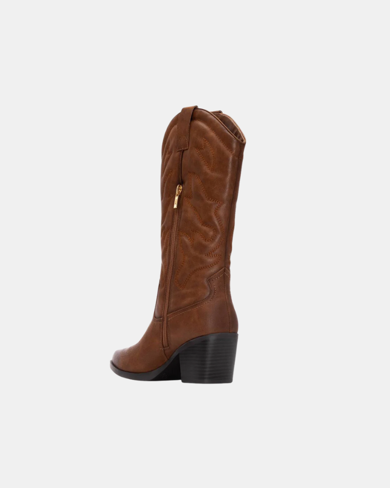 Botas castanhas XTI