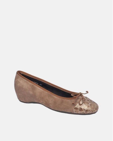 Sapatos Bailarinas Mulher CALLAGHAN Castanho 17936 43341
