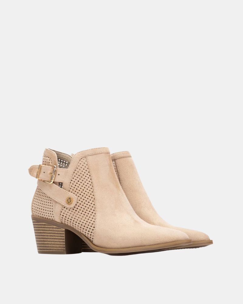 Botins Baixos Mulher XTI Bege 145265