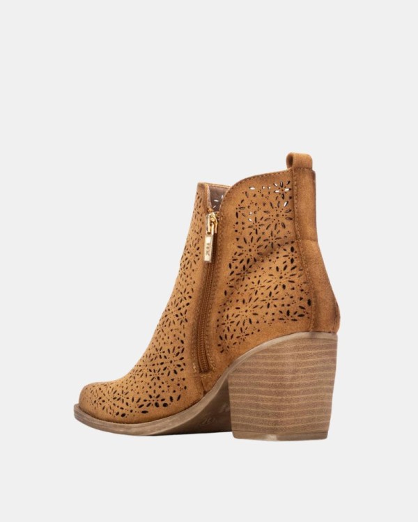 Botines Bajos Mujer XTI Marrón 145037