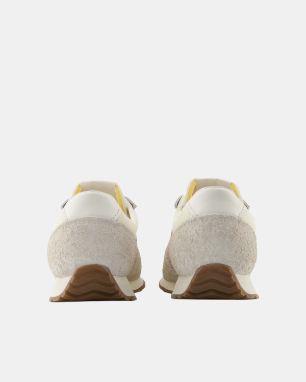 Sapatilhas Baixas Mulher NEW BALANCE Brancas U471KAA