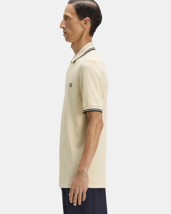 Camisetas de manga curta para homem FRED PERRY bege M3600