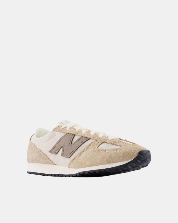 Sapatilhas Baixas Mulher NEW BALANCE Bege U471AI