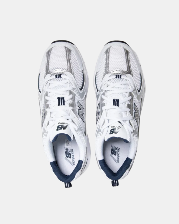 Sapatilhas Baixas Mulher NEW BALANCE Brancas MR530SG