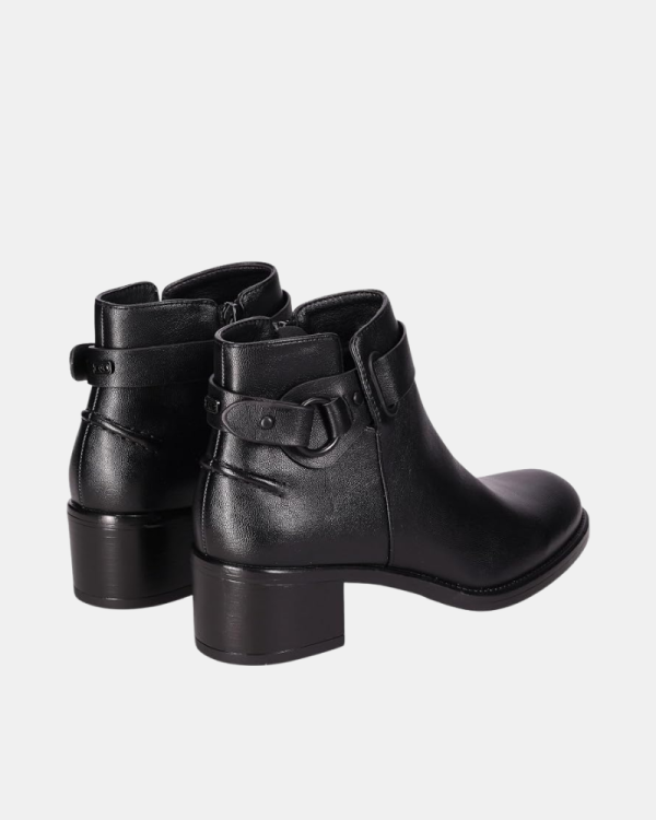 Botines Mujer CHIKA 10 Negro BAIDEN 16