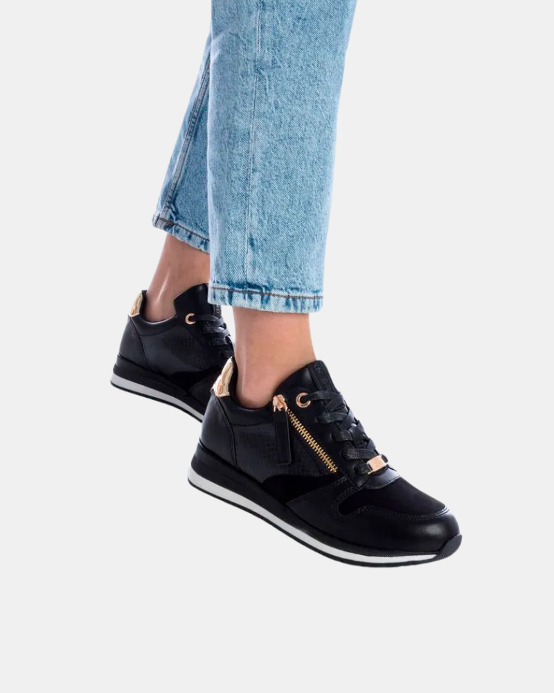 Sapatilhas Mulher XTI Pretas 141868