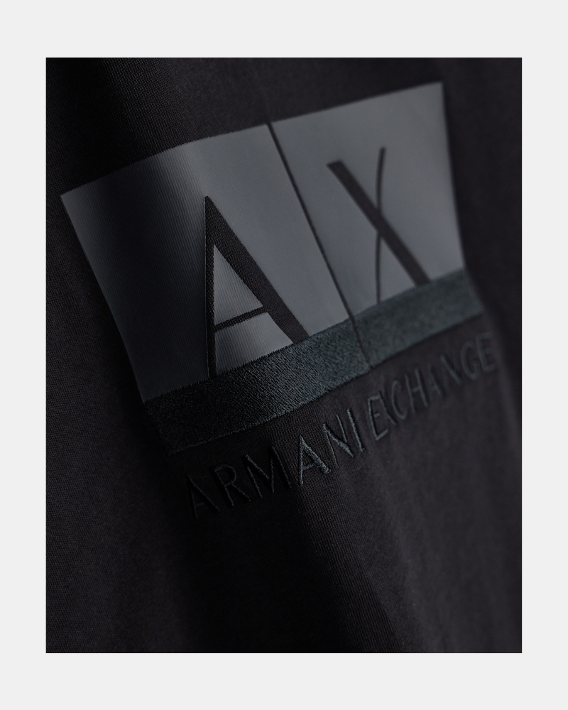 T-shirts de manga curta para homem ARMANI EXCHANGE Preto XM003037 AF10356