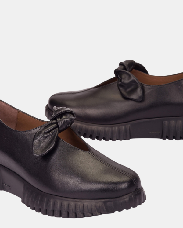 Sapatos Baixos Mulher Wonders Pretos A 4421