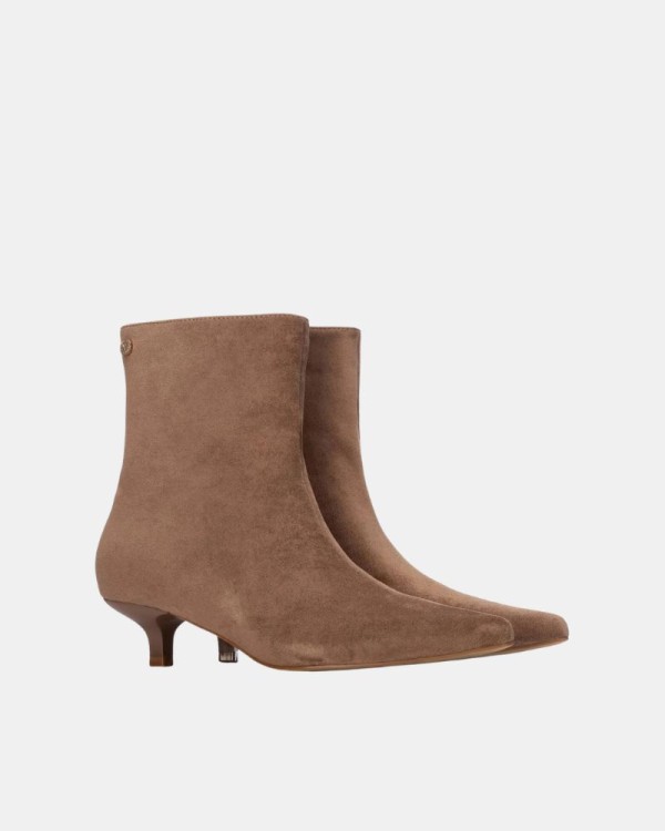 Botins Baixos Mulher XTI Bege 146388