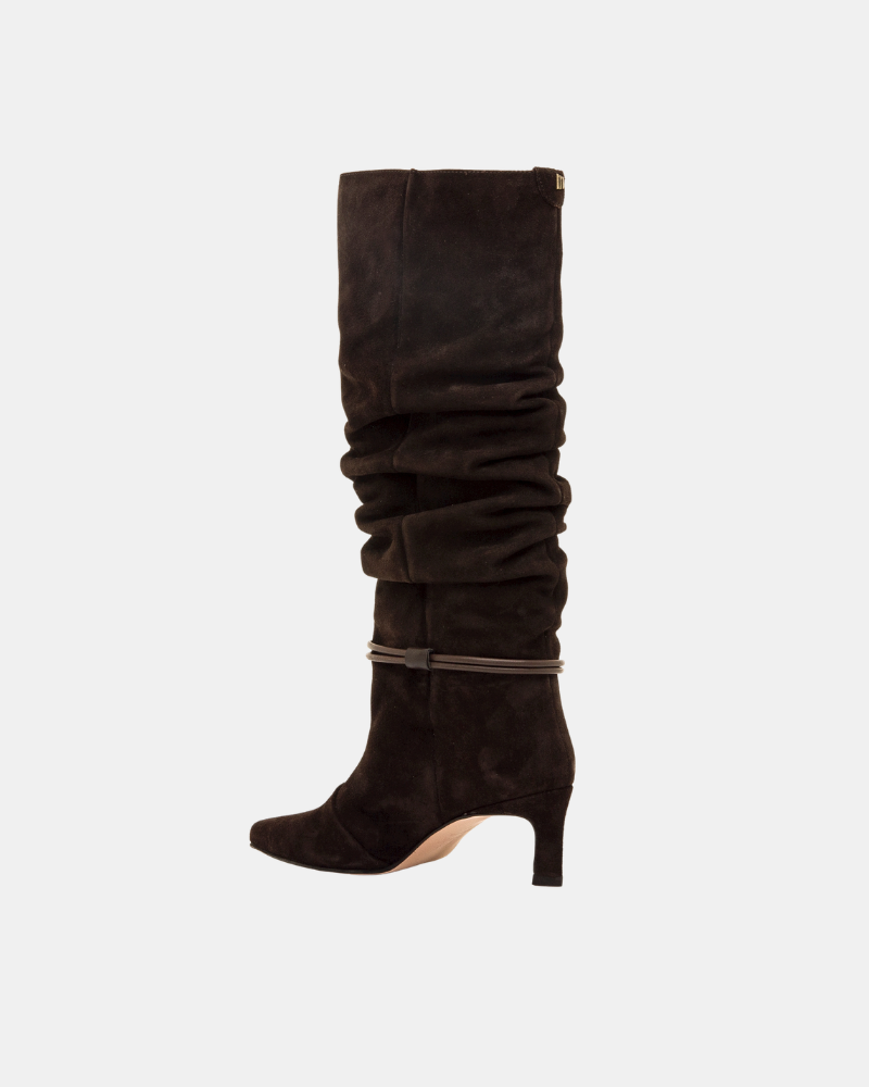 Botas Altas de Mulher MUSTANG Castanhas 55992