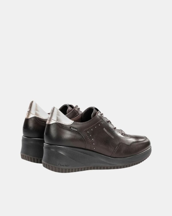 Sapatos Baixos Mulher FLUCHOS Castanho F2545