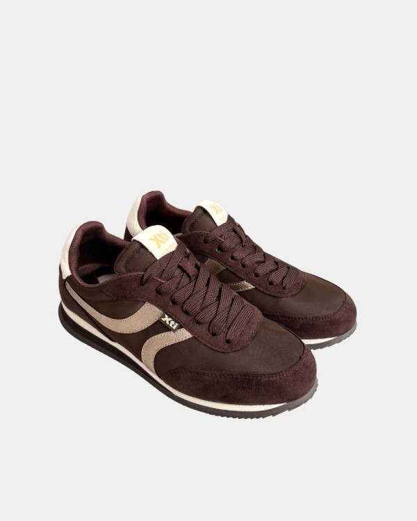Zapatillas Bajas Mujer XTI Marrón 146151