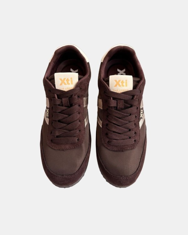Zapatillas Bajas Mujer XTI Marrón 146151