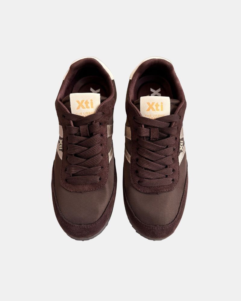 Zapatillas Bajas Mujer XTI Marrón 146151