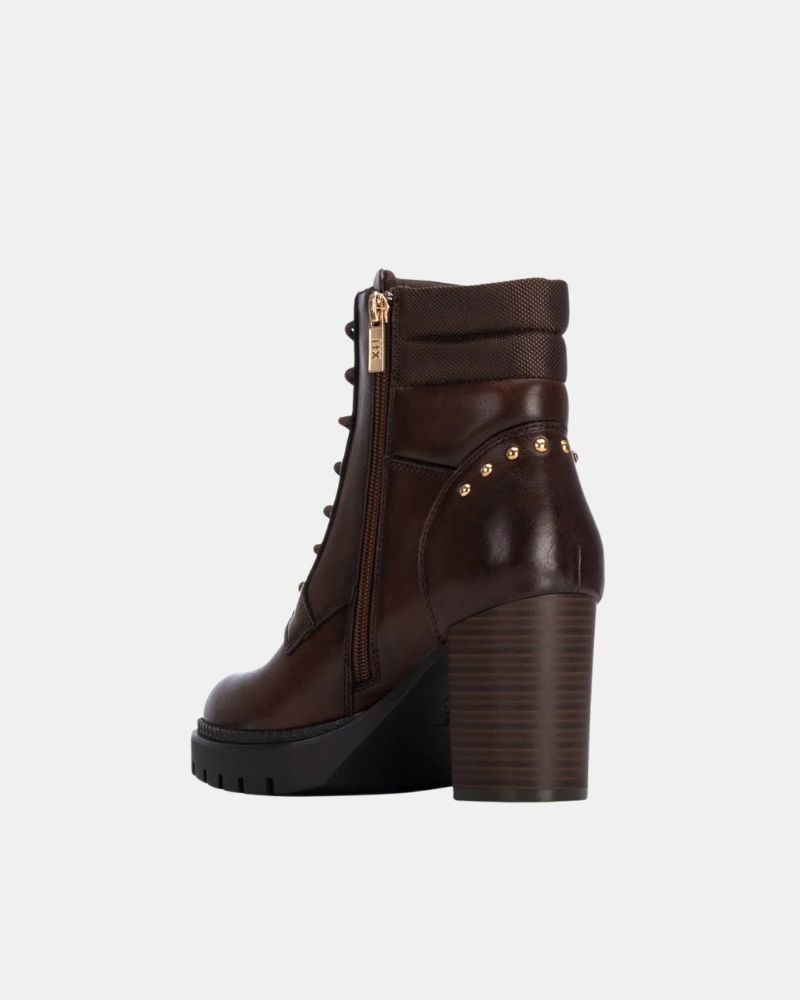 Botins Baixos Mulher XTI Castanho 146043