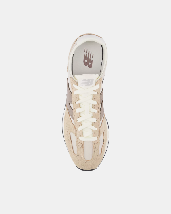 Ténis de cano baixo para mulher NEW BALANCE bege U471AI