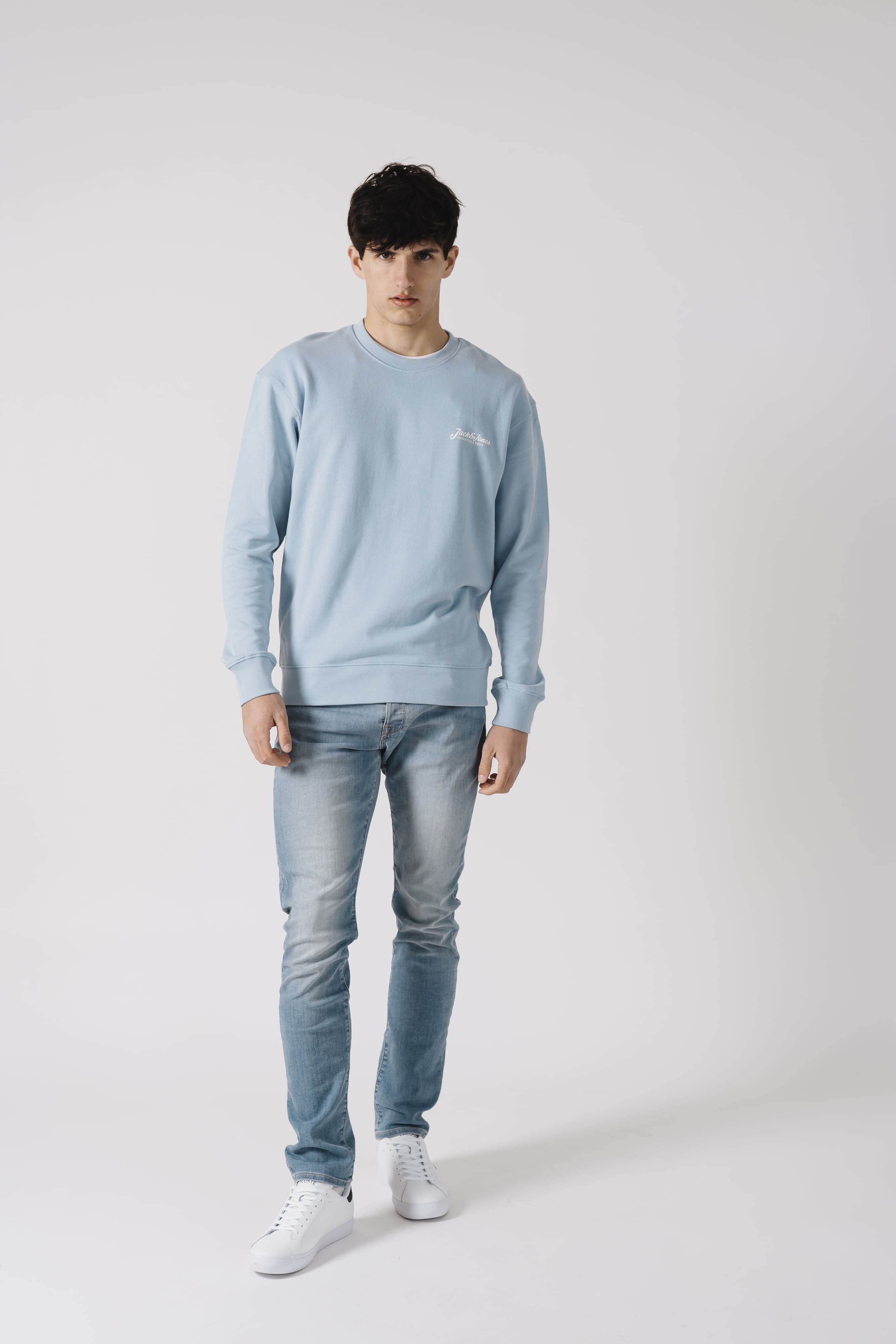 LOOK CASUAL PARA ENTRETIEMPO